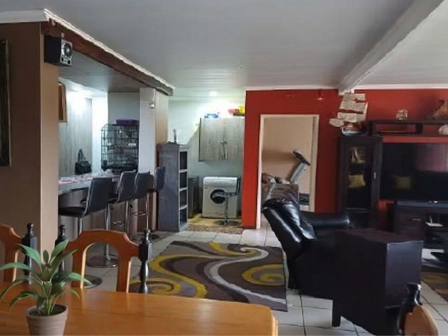 1 Bedroom Property for Sale in Ferreira Free State